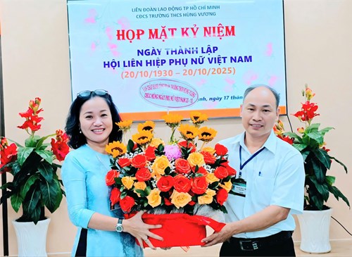 Công đoàn trường THCS Hùng Vương tổ chức ngày 20-10